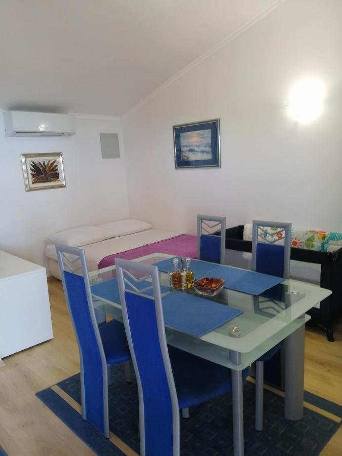 Apartments Vujic Nin Luaran gambar